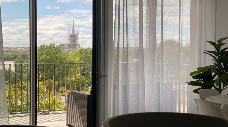 Ma-Cabane - Vente Appartement BORDEAUX, 92 m²