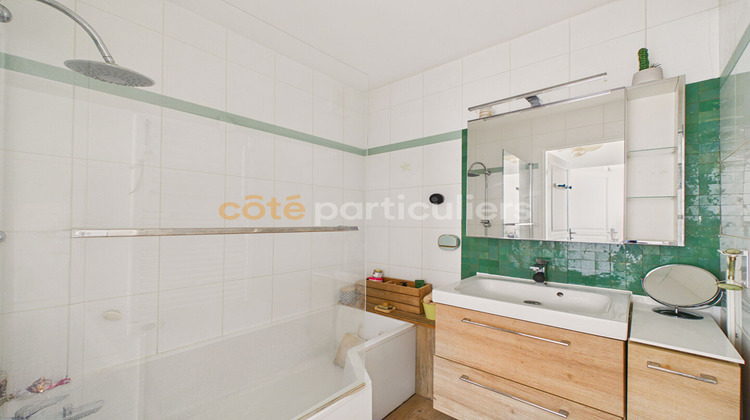 Ma-Cabane - Vente Appartement BORDEAUX, 64 m²