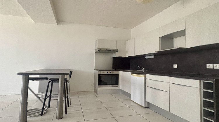 Ma-Cabane - Vente Appartement BORDEAUX, 75 m²