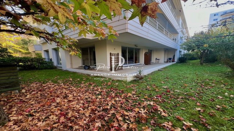 Ma-Cabane - Vente Appartement Bordeaux, 158 m²