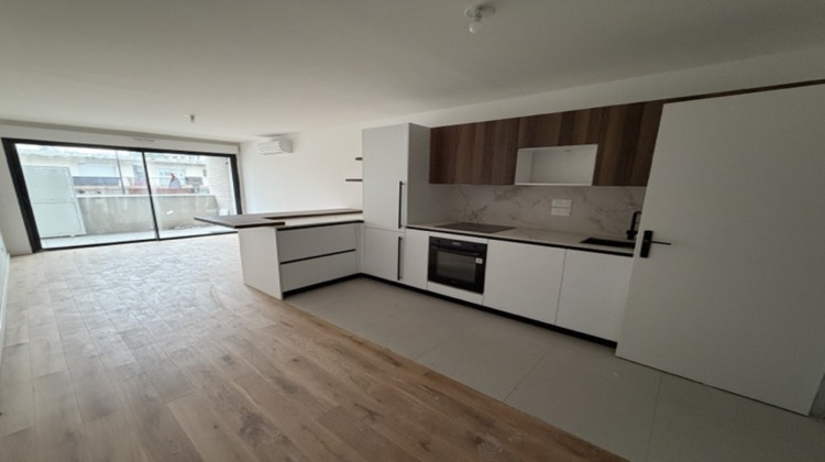 Ma-Cabane - Vente Appartement Bordeaux, 69 m²
