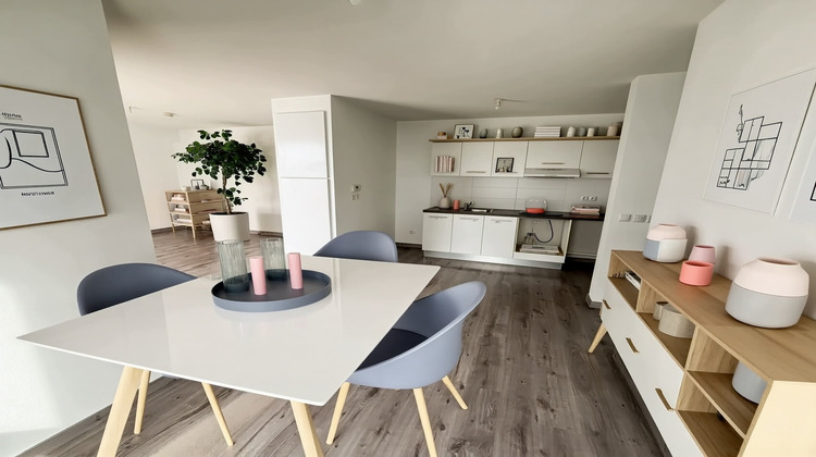 Ma-Cabane - Vente Appartement Bordeaux, 66 m²