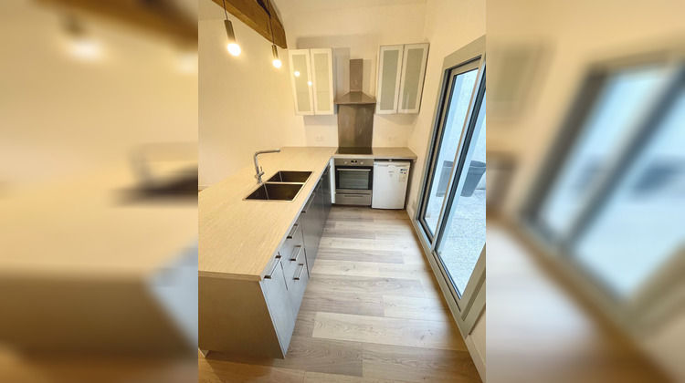 Ma-Cabane - Vente Appartement BORDEAUX, 57 m²