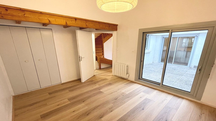 Ma-Cabane - Vente Appartement BORDEAUX, 57 m²