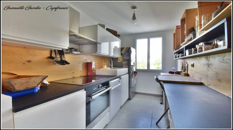 Ma-Cabane - Vente Appartement BORDEAUX, 67 m²