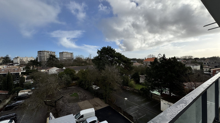 Ma-Cabane - Vente Appartement Bordeaux, 69 m²