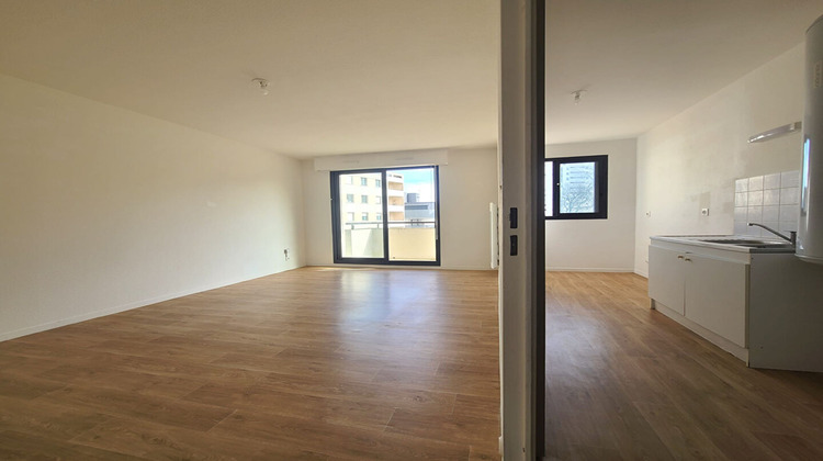 Ma-Cabane - Vente Appartement BORDEAUX, 61 m²