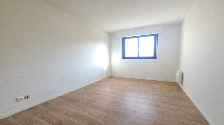Ma-Cabane - Vente Appartement BORDEAUX, 61 m²