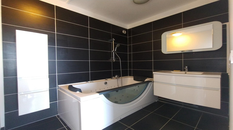 Ma-Cabane - Vente Appartement Bordeaux, 61 m²