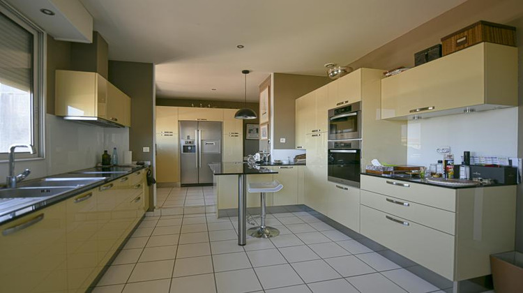 Ma-Cabane - Vente Appartement BORDEAUX, 176 m²