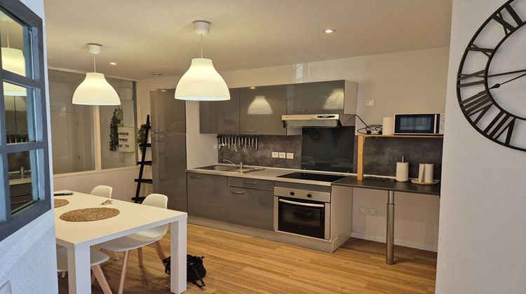 Ma-Cabane - Vente Appartement BORDEAUX, 62 m²