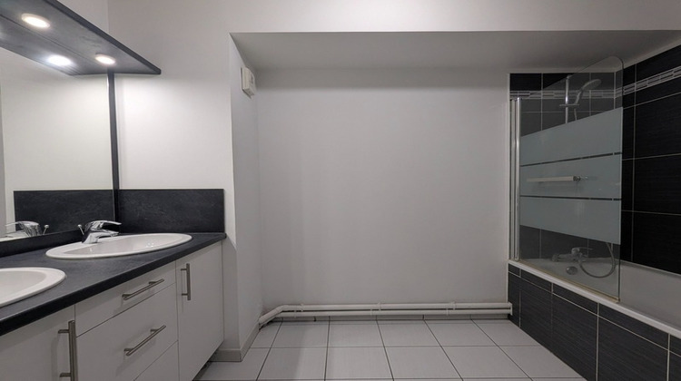 Ma-Cabane - Vente Appartement BORDEAUX, 68 m²