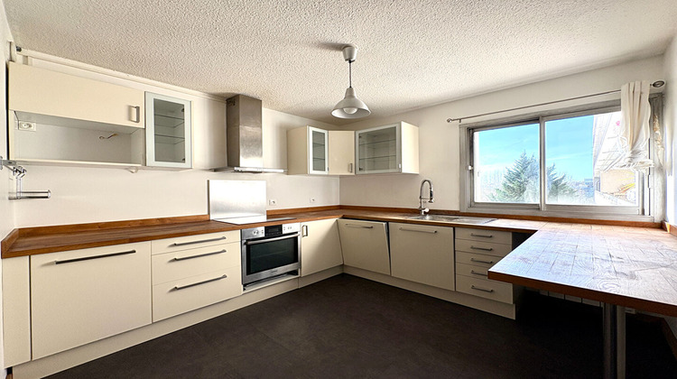 Ma-Cabane - Vente Appartement BORDEAUX, 68 m²