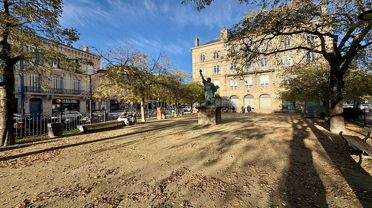 Ma-Cabane - Vente Appartement BORDEAUX, 42 m²