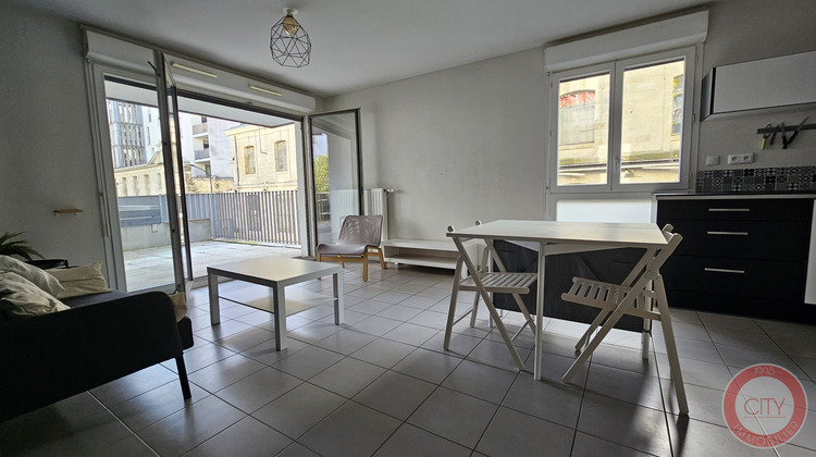 Ma-Cabane - Vente Appartement Bordeaux, 59 m²