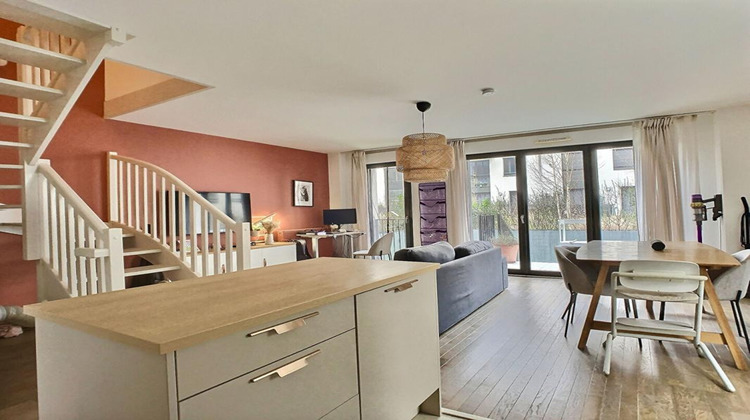 Ma-Cabane - Vente Appartement BORDEAUX, 65 m²