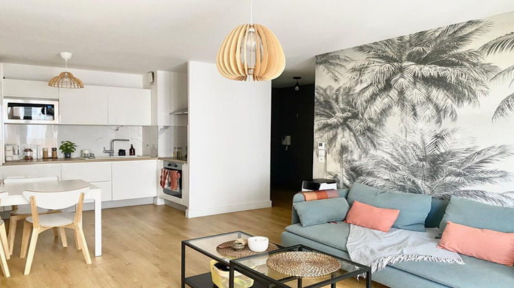 Ma-Cabane - Vente Appartement BORDEAUX, 57 m²