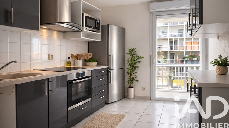 Ma-Cabane - Vente Appartement Bordeaux, 65 m²