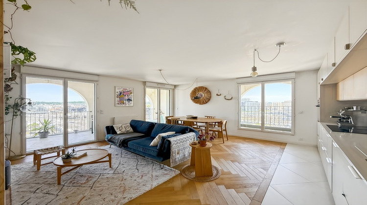 Ma-Cabane - Vente Appartement BORDEAUX, 63 m²