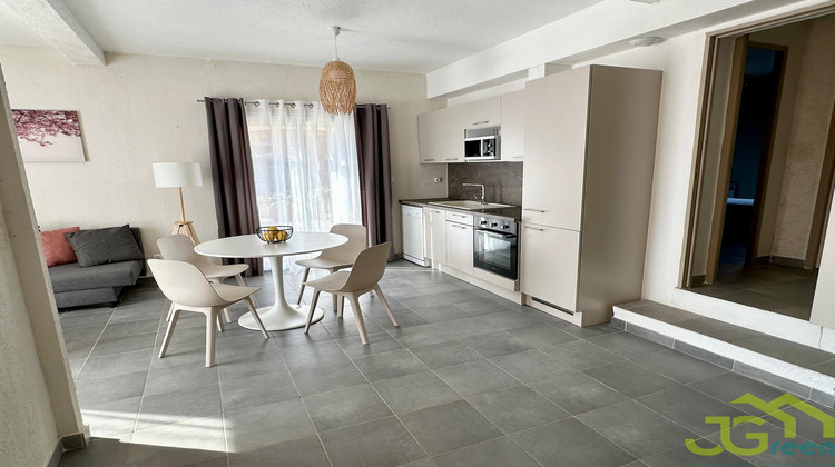 Ma-Cabane - Vente Appartement Bormes-les-Mimosas, 84 m²