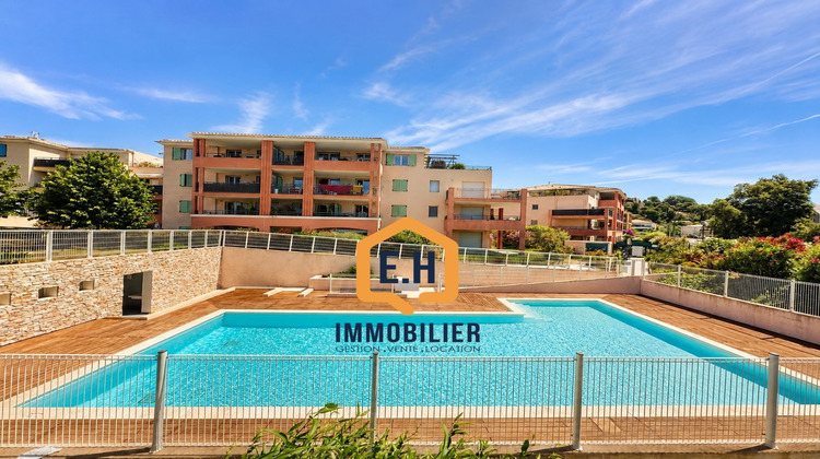 Ma-Cabane - Vente Appartement Bormes-les-Mimosas, 60 m²