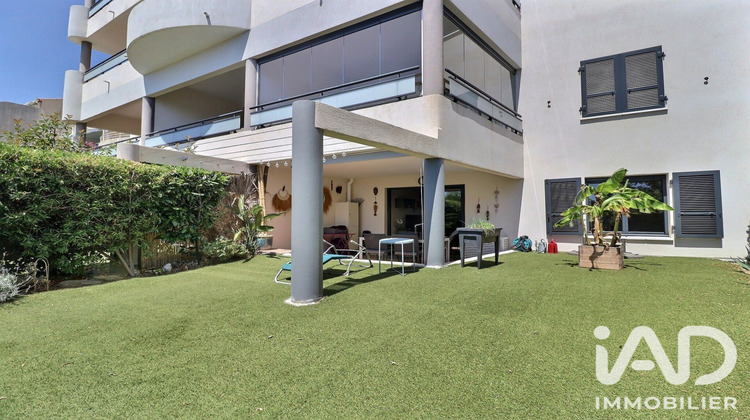Ma-Cabane - Vente Appartement Bormes-les-Mimosas, 65 m²