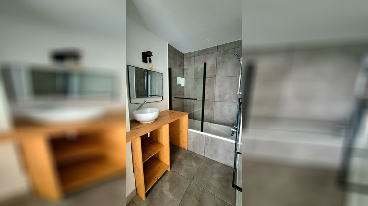 Ma-Cabane - Vente Appartement BOUGUENAIS, 61 m²