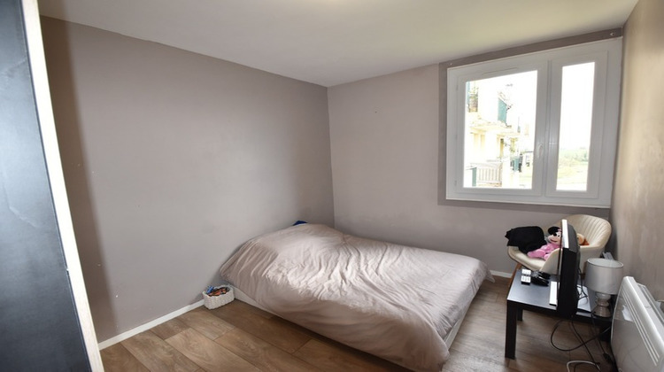 Ma-Cabane - Vente Appartement BOURBON LANCY, 69 m²
