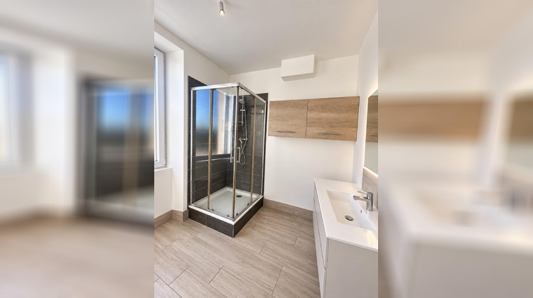 Ma-Cabane - Vente Appartement Bourg-de-Peage, 55 m²
