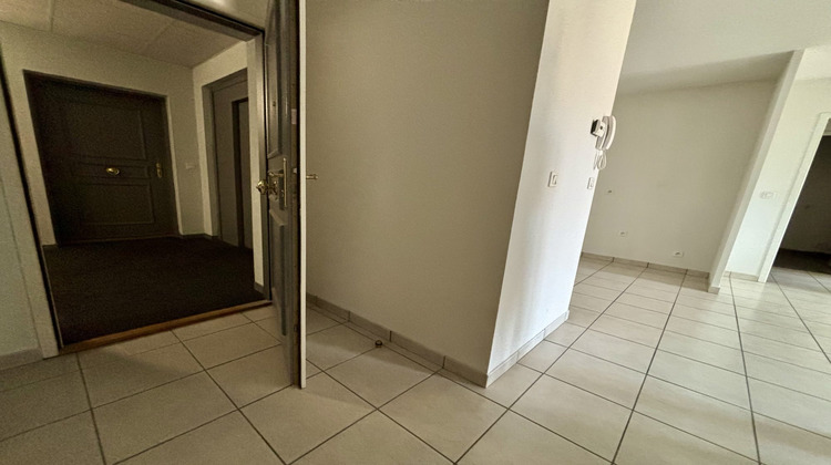 Ma-Cabane - Vente Appartement Bourg-de-Péage, 63 m²