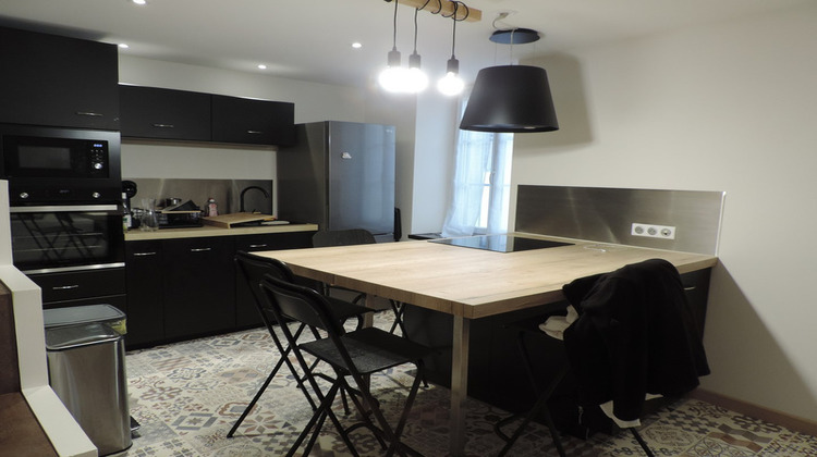 Ma-Cabane - Vente Appartement BOURG EN BRESSE, 53 m²