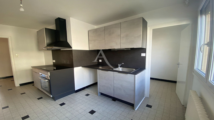 Ma-Cabane - Vente Appartement BOURG-EN-BRESSE, 98 m²