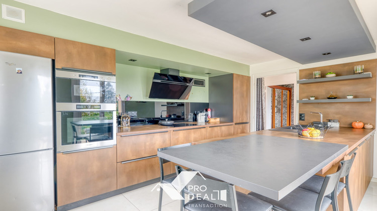 Ma-Cabane - Vente Appartement Bourg-en-Bresse, 105 m²