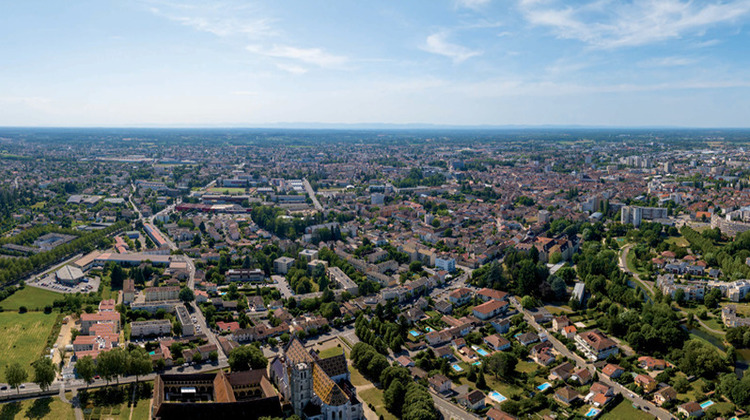 Ma-Cabane - Vente Appartement Bourg-en-Bresse, 81 m²