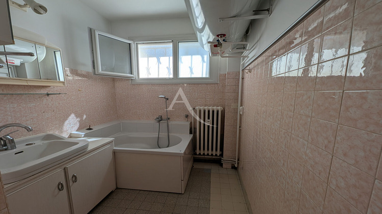 Ma-Cabane - Vente Appartement BOURG-EN-BRESSE, 63 m²
