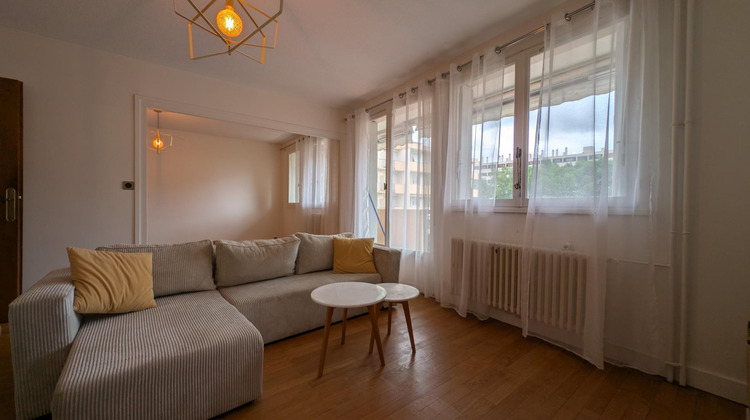Ma-Cabane - Vente Appartement Bourg-en-Bresse, 86 m²