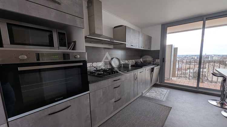 Ma-Cabane - Vente Appartement BOURG-EN-BRESSE, 62 m²