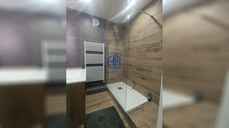 Ma-Cabane - Vente Appartement BOURG-LES-VALENCE, 84 m²