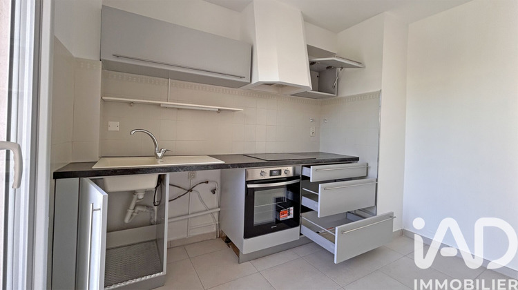 Ma-Cabane - Vente Appartement Bourg-Saint-Andéol, 69 m²