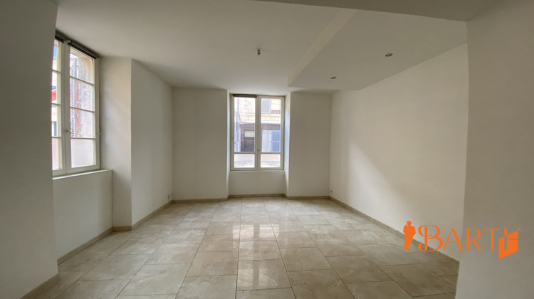 Ma-Cabane - Vente Appartement Bourges, 76 m²