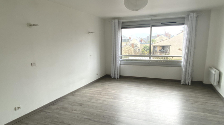 Ma-Cabane - Vente Appartement Bourges, 75 m²