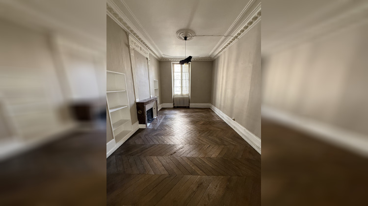 Ma-Cabane - Vente Appartement Bourges, 89 m²