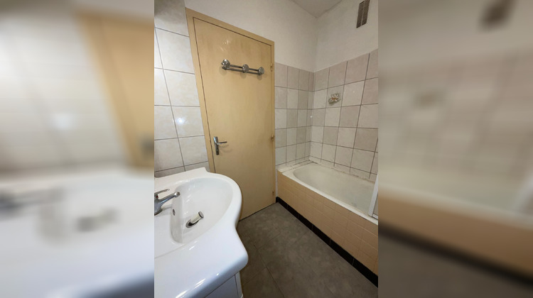 Ma-Cabane - Vente Appartement Bourges, 37 m²