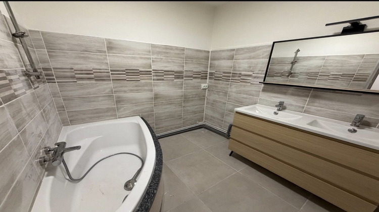 Ma-Cabane - Vente Appartement Bourges, 112 m²