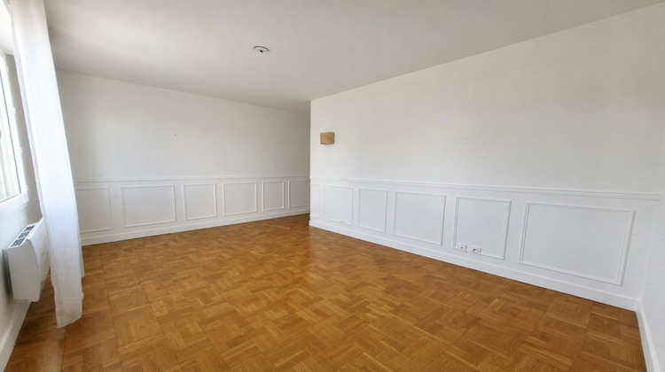 Ma-Cabane - Vente Appartement Bourges, 73 m²