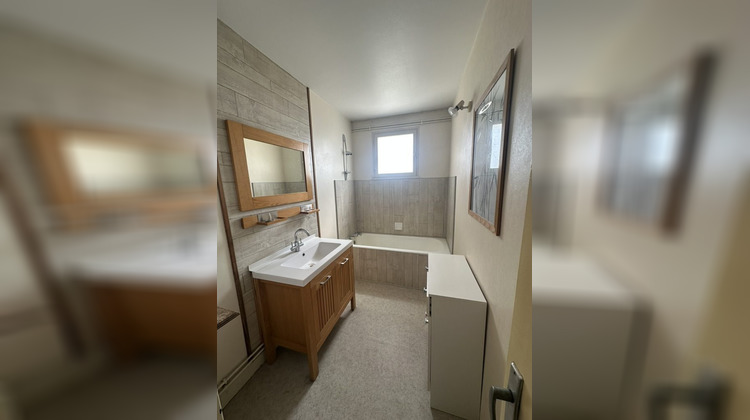 Ma-Cabane - Vente Appartement Bourges, 63 m²