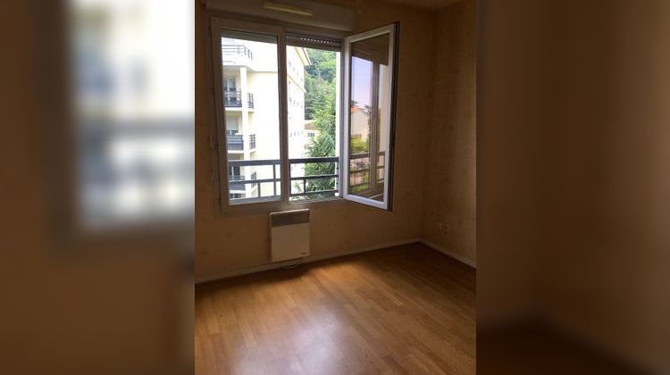 Ma-Cabane - Vente Appartement BOURGOIN-JALLIEU, 66 m²