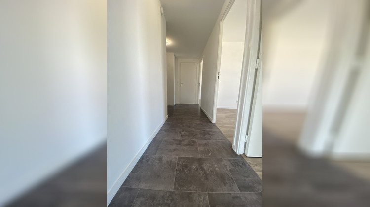 Ma-Cabane - Vente Appartement Bourgoin-Jallieu, 78 m²