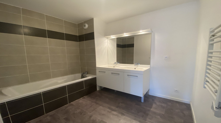 Ma-Cabane - Vente Appartement Bourgoin-Jallieu, 78 m²