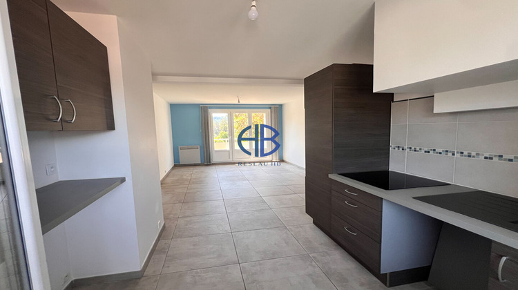 Ma-Cabane - Vente Appartement BOURGOIN-JALLIEU, 61 m²